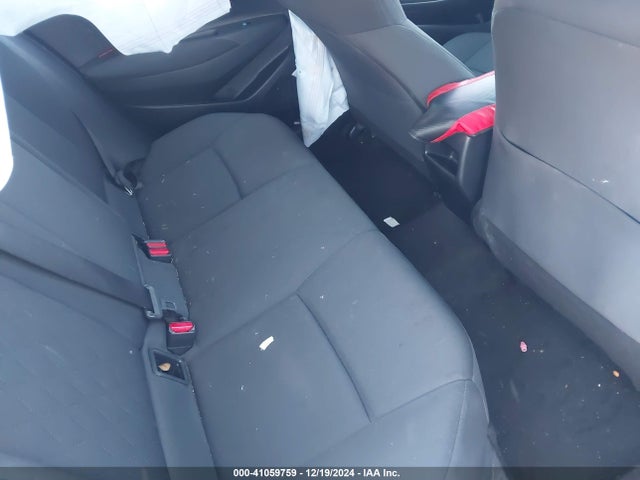 JTDEPRAE6LJ040744 Toyota COROLLA LE