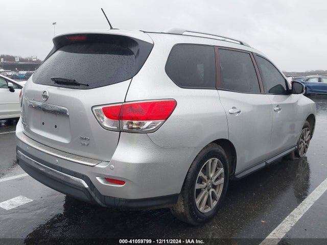 5N1AR2MM0FC687017 Nissan Pathfinder Sv