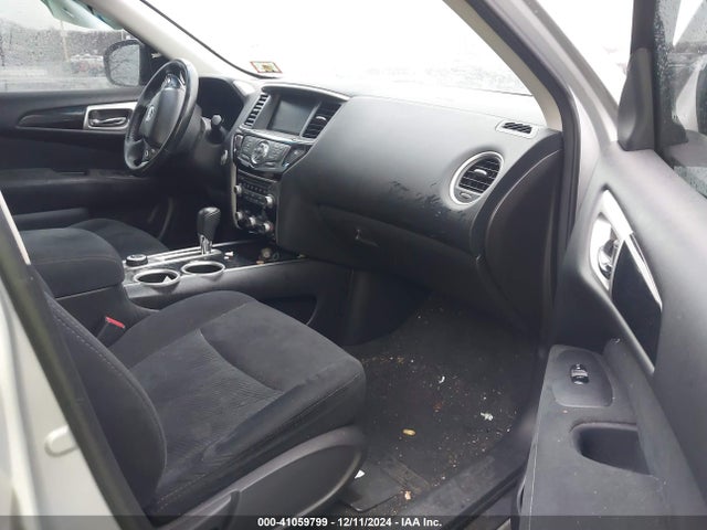 5N1AR2MM0FC687017 Nissan Pathfinder Sv