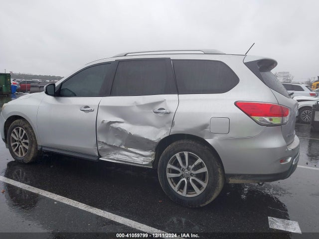 5N1AR2MM0FC687017 Nissan Pathfinder Sv