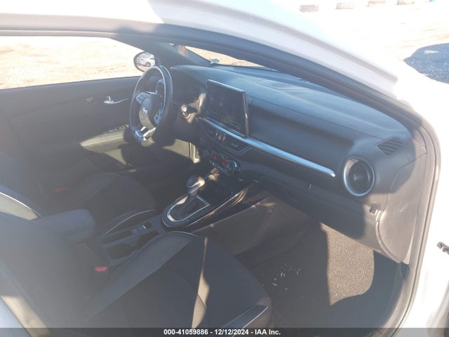 3KPF54ADXPE524844 KIA Forte Gt-line