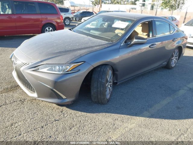 58AD21B10LU010844 Lexus ES 300H