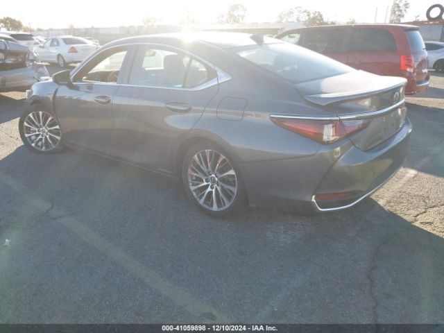 58AD21B10LU010844 Lexus ES 300H