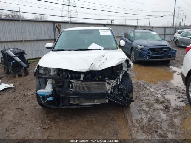 KNDJ23AU0N7172853 KIA SOUL LX