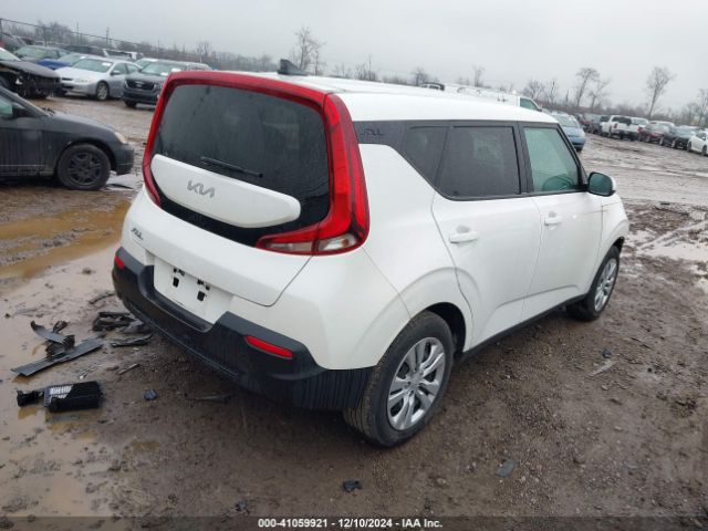KNDJ23AU0N7172853 KIA SOUL LX