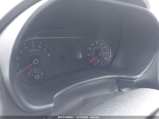 KNDJ23AU0N7172853 KIA SOUL LX