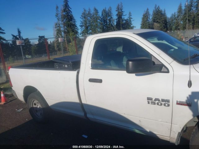3C6JR6DT3HG704385 RAM 1500 Tradesman  4x2 8' Box