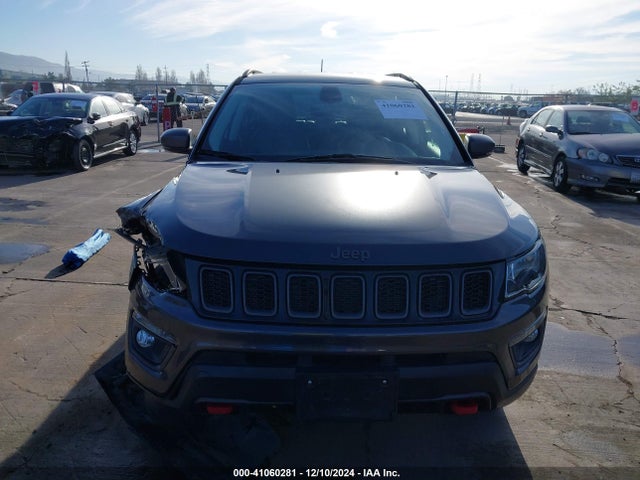 3C4NJDDB6KT790349 Jeep Compass Trailhawk 4x4
