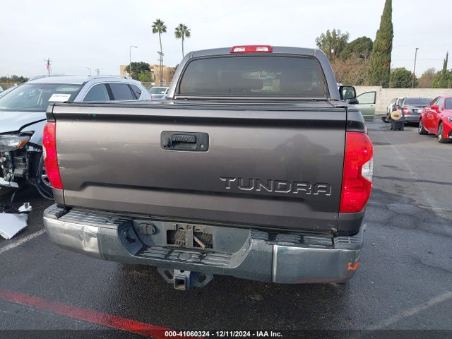 5TFHY5F11FX472734 Toyota Tundra Limited 5.7l V8