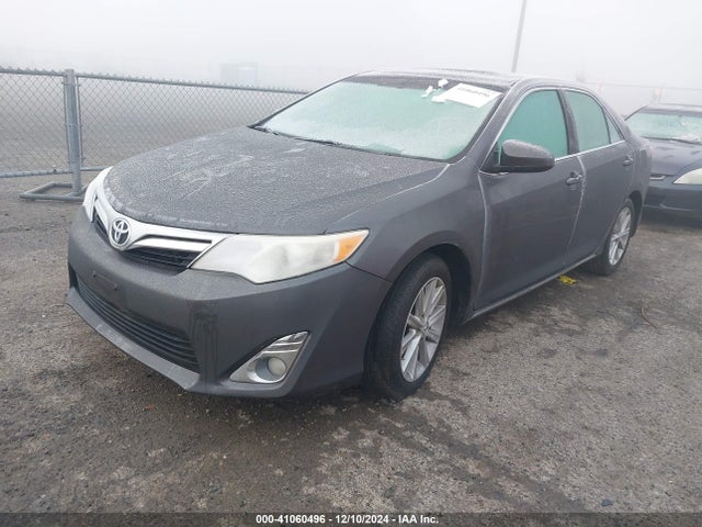 41060496 :رقم المزاد ، 4T4BF1FK2DR294149 vin ، 2013 Toyota Camry Xle مزاد بيع