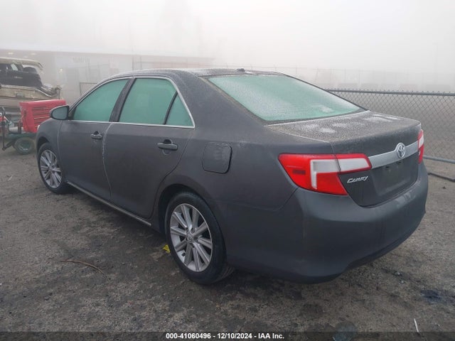 41060496 :رقم المزاد ، 4T4BF1FK2DR294149 vin ، 2013 Toyota Camry Xle مزاد بيع
