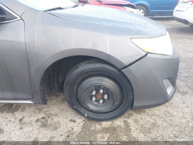 41060496 :رقم المزاد ، 4T4BF1FK2DR294149 vin ، 2013 Toyota Camry Xle مزاد بيع