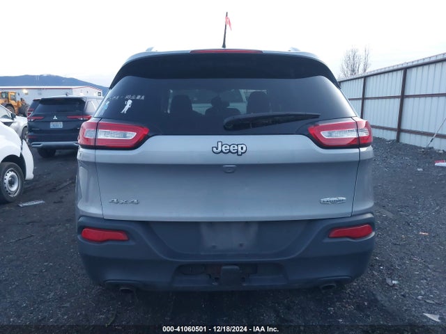 1C4PJMCSXEW220556 Jeep Cherokee Latitude