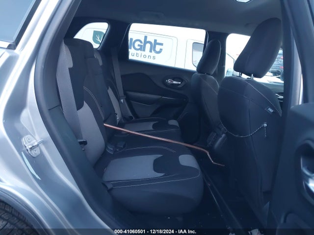 1C4PJMCSXEW220556 Jeep Cherokee Latitude