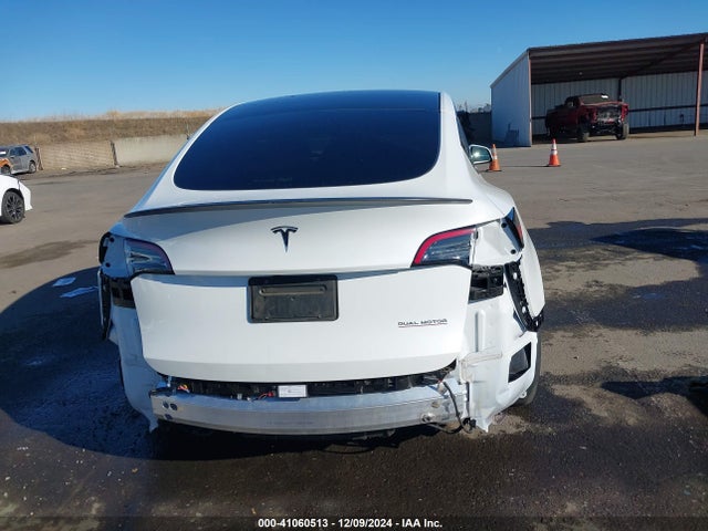 7SAYGDEF0NF390807 Tesla Model Y Performance Dual Motor All-wheel Drive