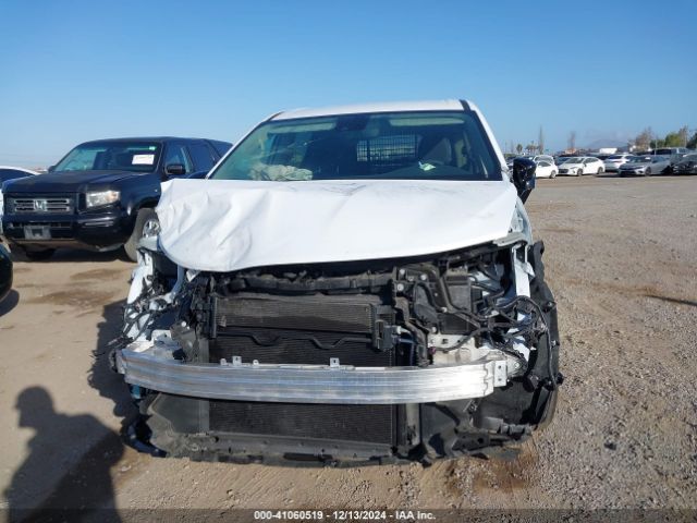 2C4RC1CG6RR121230 Chrysler Voyager Lx