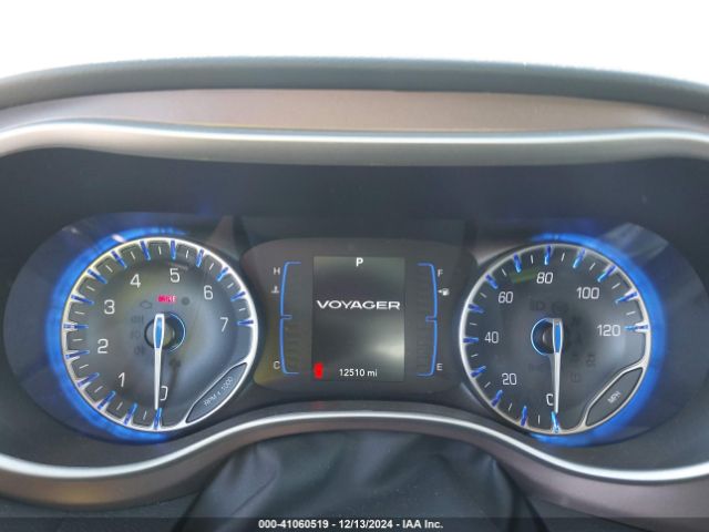 2C4RC1CG6RR121230 Chrysler Voyager Lx