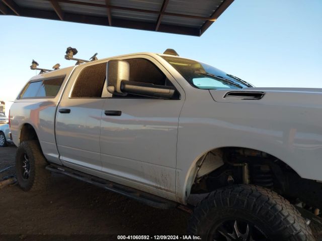 3C6UR5CJ5LG252648 RAM 2500 Tradesman  4x4 6'4 Box