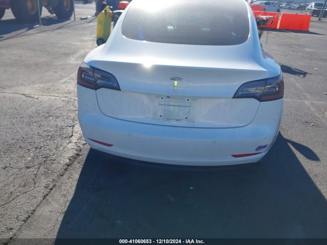 5YJ3E1EA9JF076096 Tesla Model 3 Long Range/mid Range