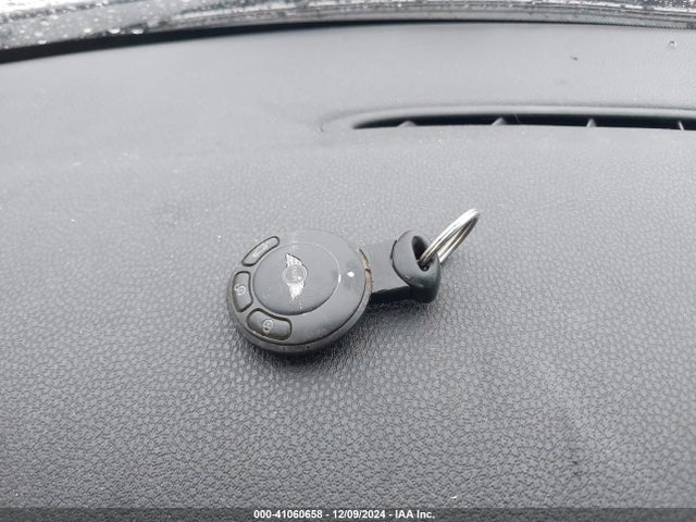 2012 MINI COOPER CLUBMAN WMWZF3C58CT189382 Photo 10