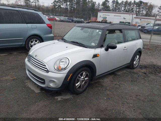 2012 MINI COOPER CLUBMAN WMWZF3C58CT189382 Photo 1