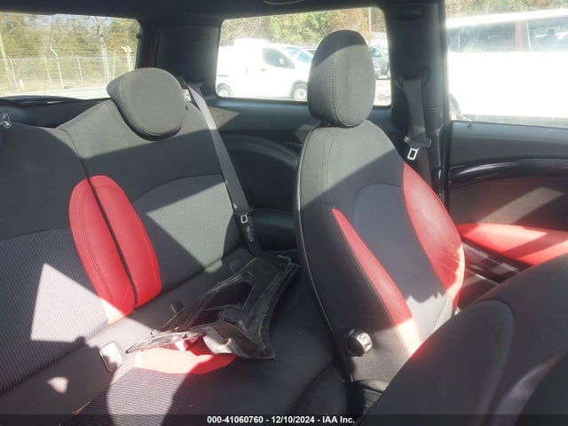 2008 MINI COOPER S WMWMF73578TT90232 Photo 7