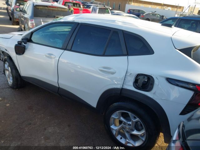 KL77LFEPXSC008278 Chevrolet Trax Fwd Ls