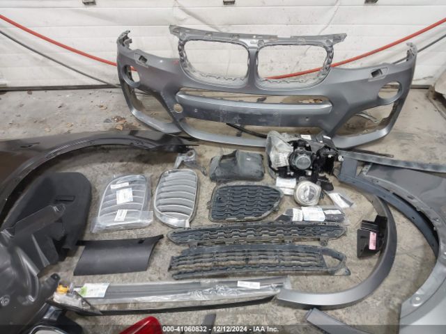 5UXWX7C3XH0U43027 BMW X3 Xdrive35i