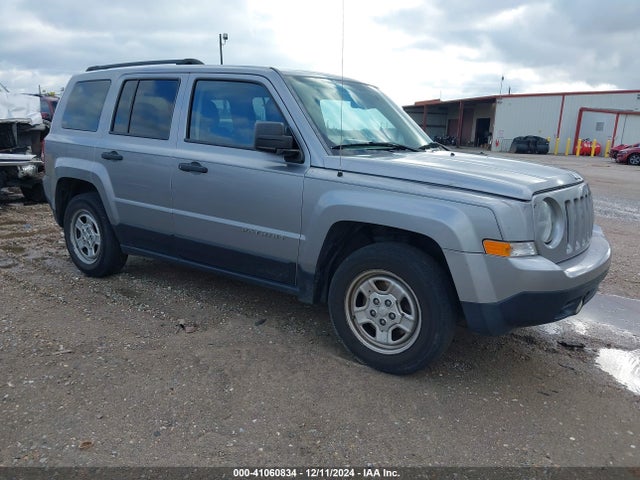1C4NJPBB8GD601606 Jeep Patriot Sport