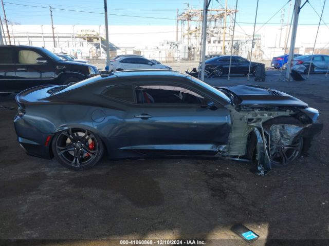 1G1FH1R7XN0133583 Chevrolet Camaro Rwd  2ss