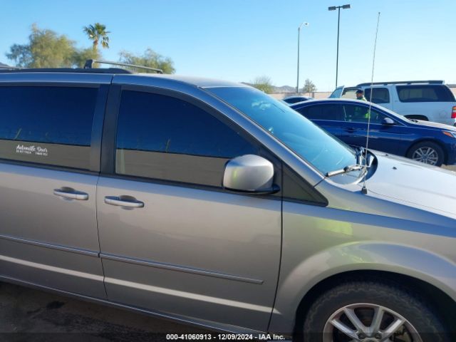 2C4RDGCG5GR329385 Dodge Grand Caravan Sxt