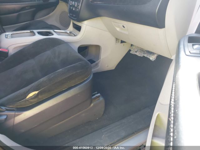 2C4RDGCG5GR329385 Dodge Grand Caravan Sxt