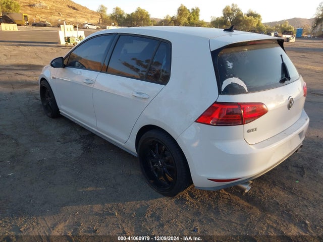 3VW5T7AU2FM010006 Volkswagen Golf Gti 2.0t S 4-door