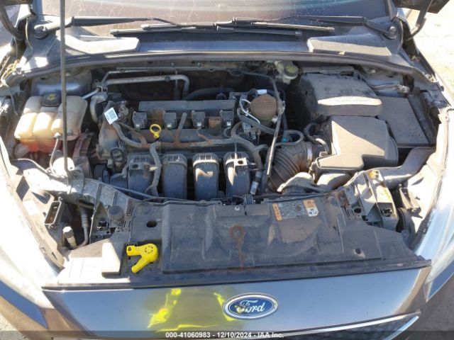 1FADP3K29FL269575 Ford FOCUS SE