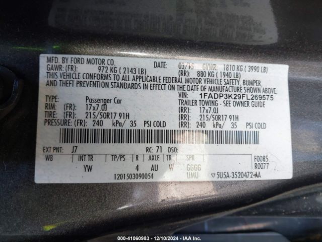 1FADP3K29FL269575 Ford FOCUS SE