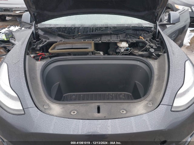 2020 TESLA MODEL Y 5YJYGDEE8LF051391 Photo 9