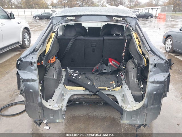 2020 TESLA MODEL Y 5YJYGDEE8LF051391 Photo 5
