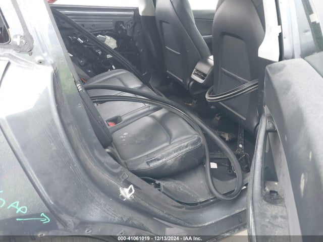 2020 TESLA MODEL Y 5YJYGDEE8LF051391 Photo 7