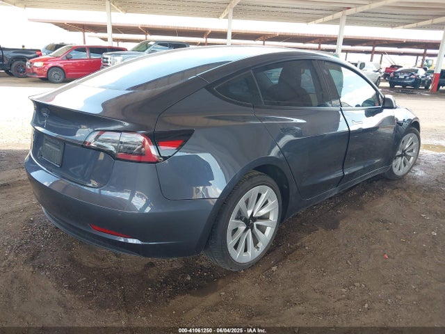 2022 TESLA MODEL 3 5YJ3E1EA2NF208976 Photo 3