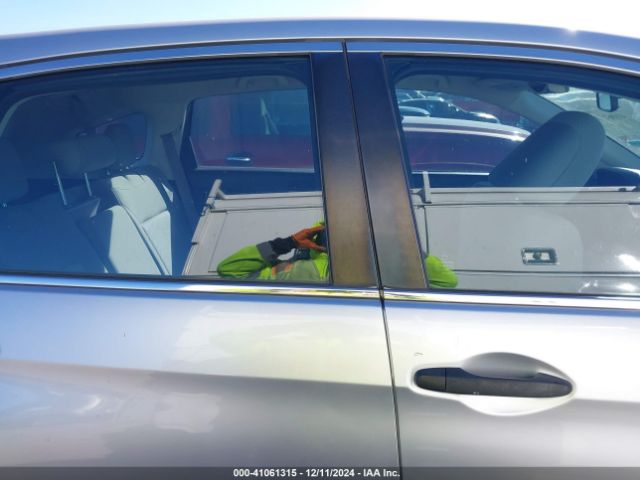 3CZRM3H30GG703304 Honda CR-V LX