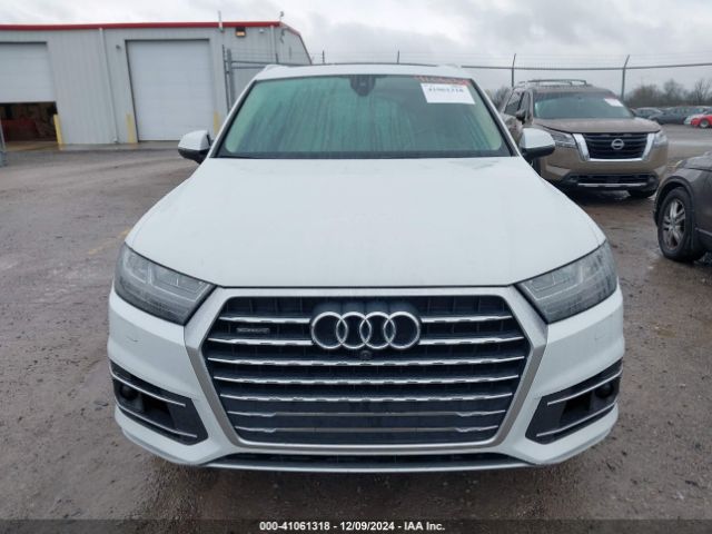 WA1VAAF79HD040377 Audi Q7 3.0t Premium