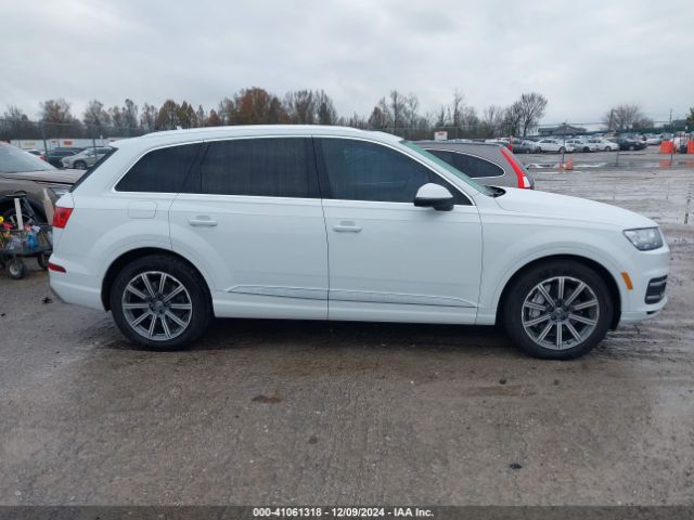 WA1VAAF79HD040377 Audi Q7 3.0t Premium