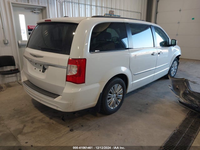 2C4RC1CG3GR269400 Chrysler Town & Country Touring-l Anniversary Edition