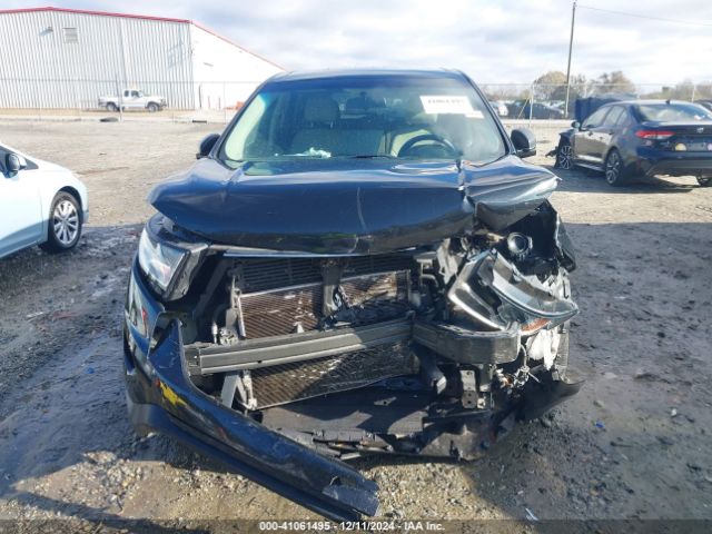 2FMTK3G82FBC09134 Ford EDGE SE