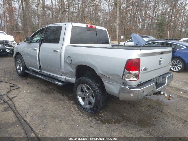 2011 RAM 1500 1D7RV1CT8BS685382 Photo 2