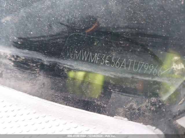 2010 MINI COOPER WMWMF3C56ATU79966 Photo 8