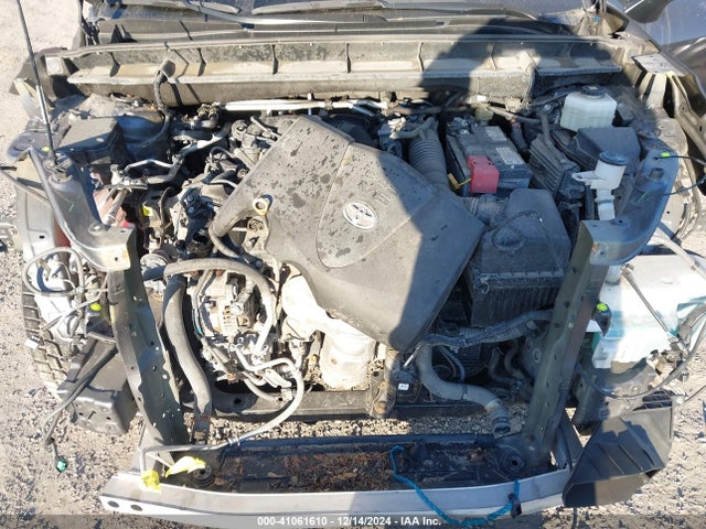 Toyota Highlander Xle 2021 5TDHZRBH0MS544727 Image 9