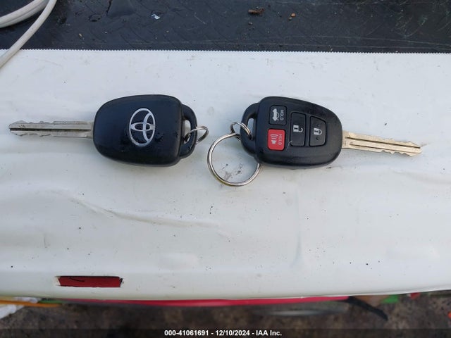 Toyota Corolla Le Eco 2017 5YFBPRHE5HP609501 Image 11