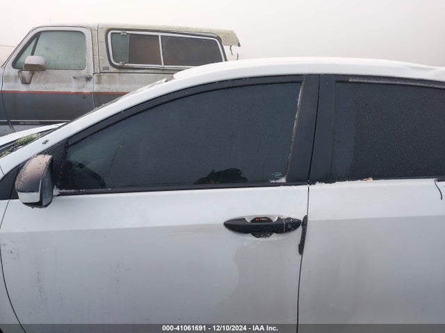Toyota Corolla Le Eco 2017 5YFBPRHE5HP609501 Image 14