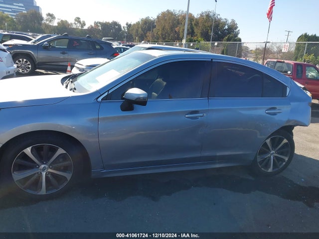 4S3BNAL66F3055768 Subaru Legacy 2.5i Limited